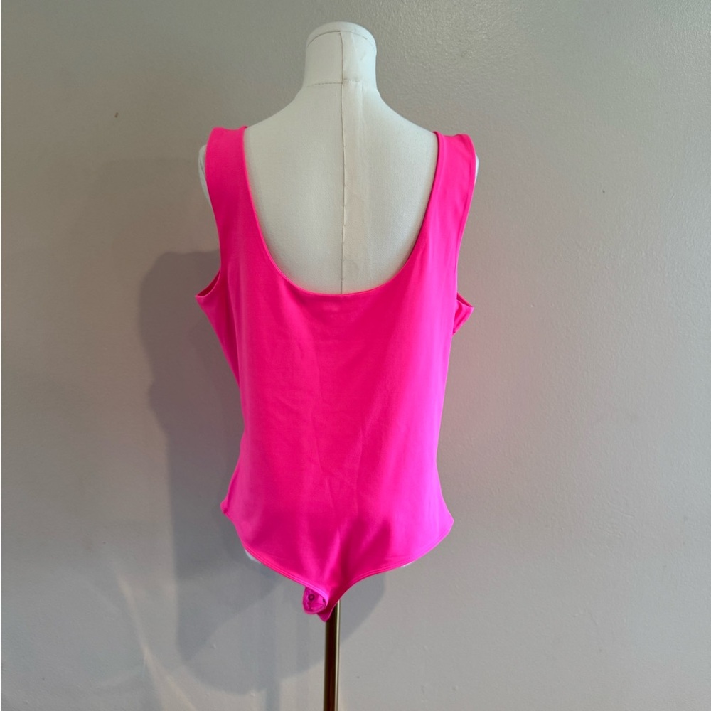 Express Body Contour Neon Pink Bodysuit - Picture 3 of 6